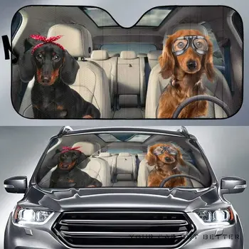 Забавна двойка нечестивите кучета, управление на автомобил с лявата си ръка, козирка за двойките, любители на Докси, авто козирка за кучета, двойката любители на Докси